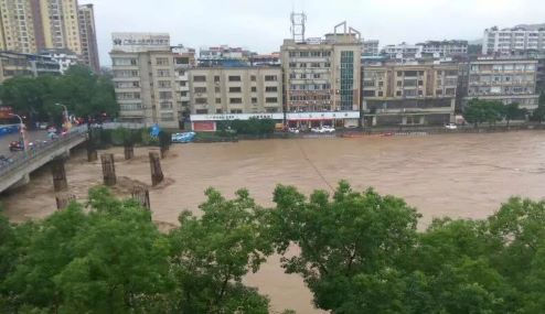 玻璃茄子视频APP下载安装雨天切斷電源